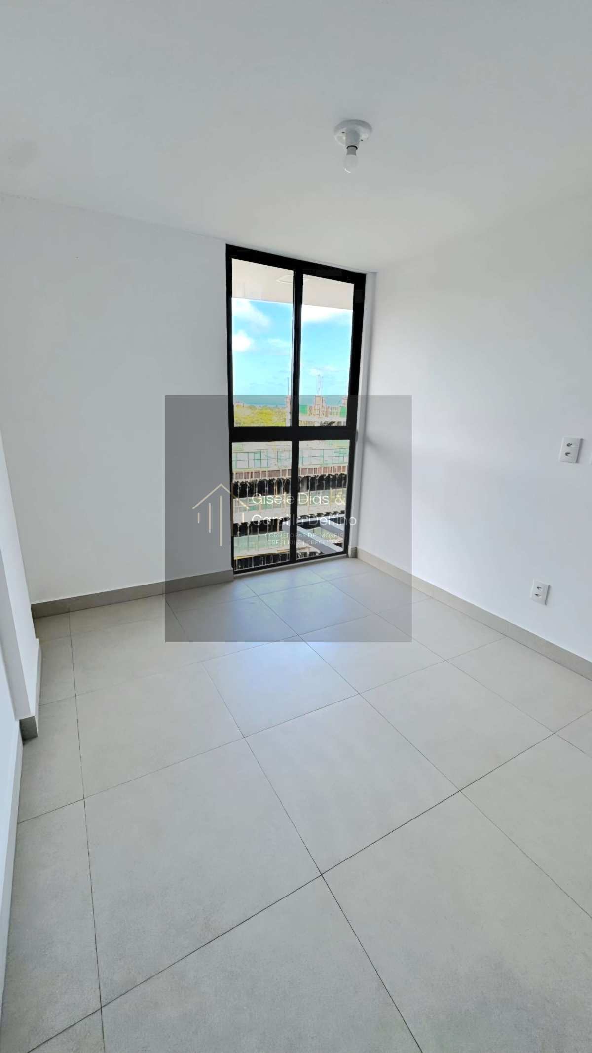  - Apto Duplex- Pé na Areia- Seixas- 104m²- 03Qts s/ 02Sts- 02Vgs- Lazer Resort!