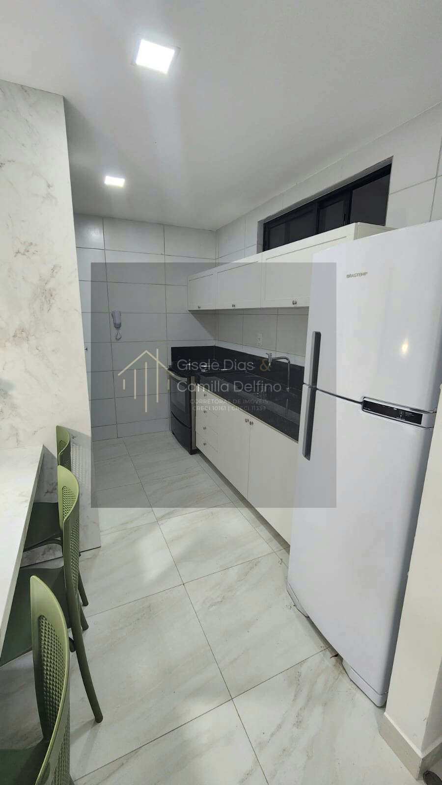  - Apto em Intermares- 350m da Praia- 75m²- 03Qts s/ 01Ste- 01Vg- Mobiliado!