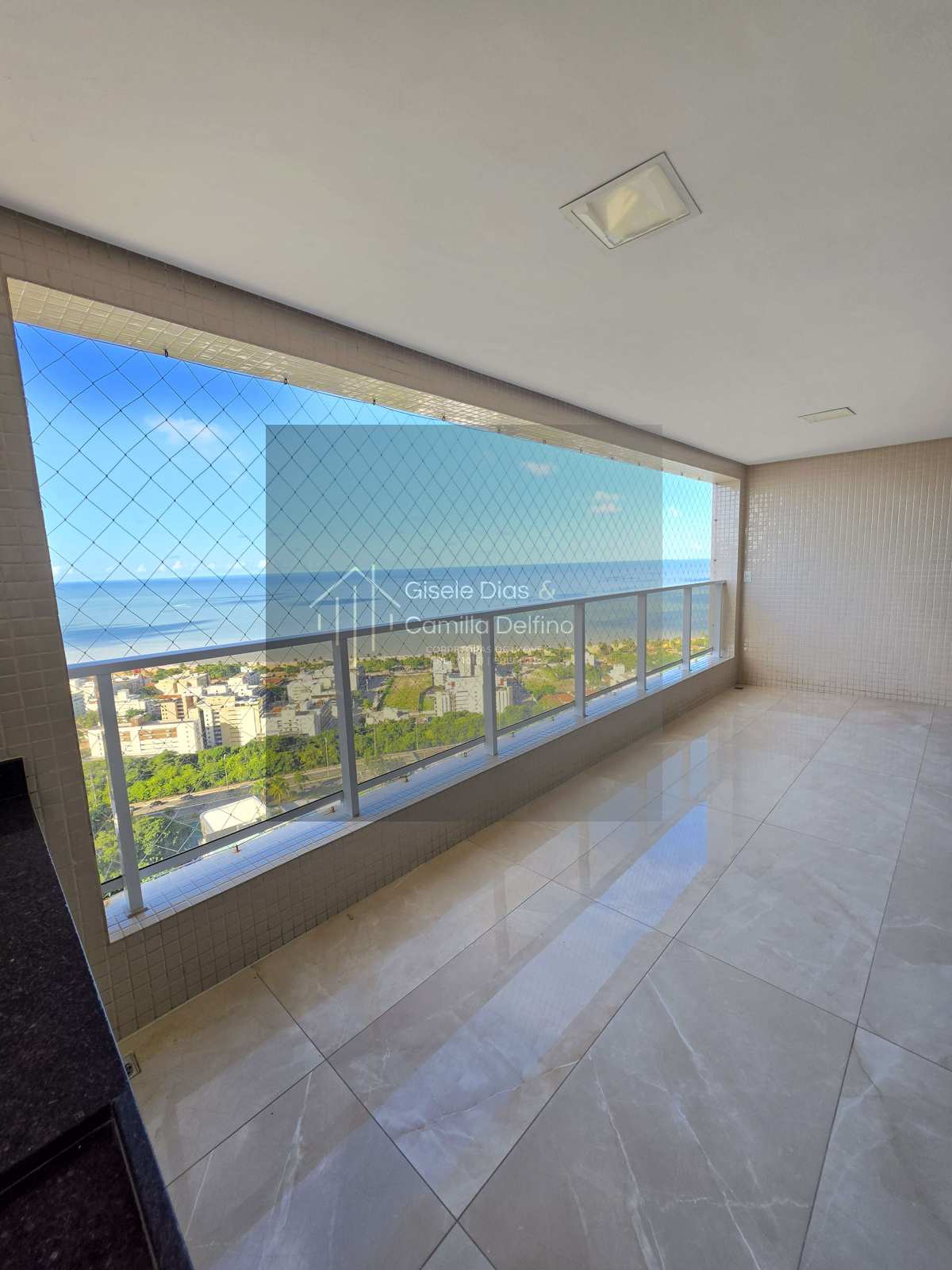 Apto no Altiplano- Vista mar definitiva- 190m²- 03Qts s/ 02Sts+DCE- 03Vgs- Projetado! - Corretoras no Litoral | Creci 1661J