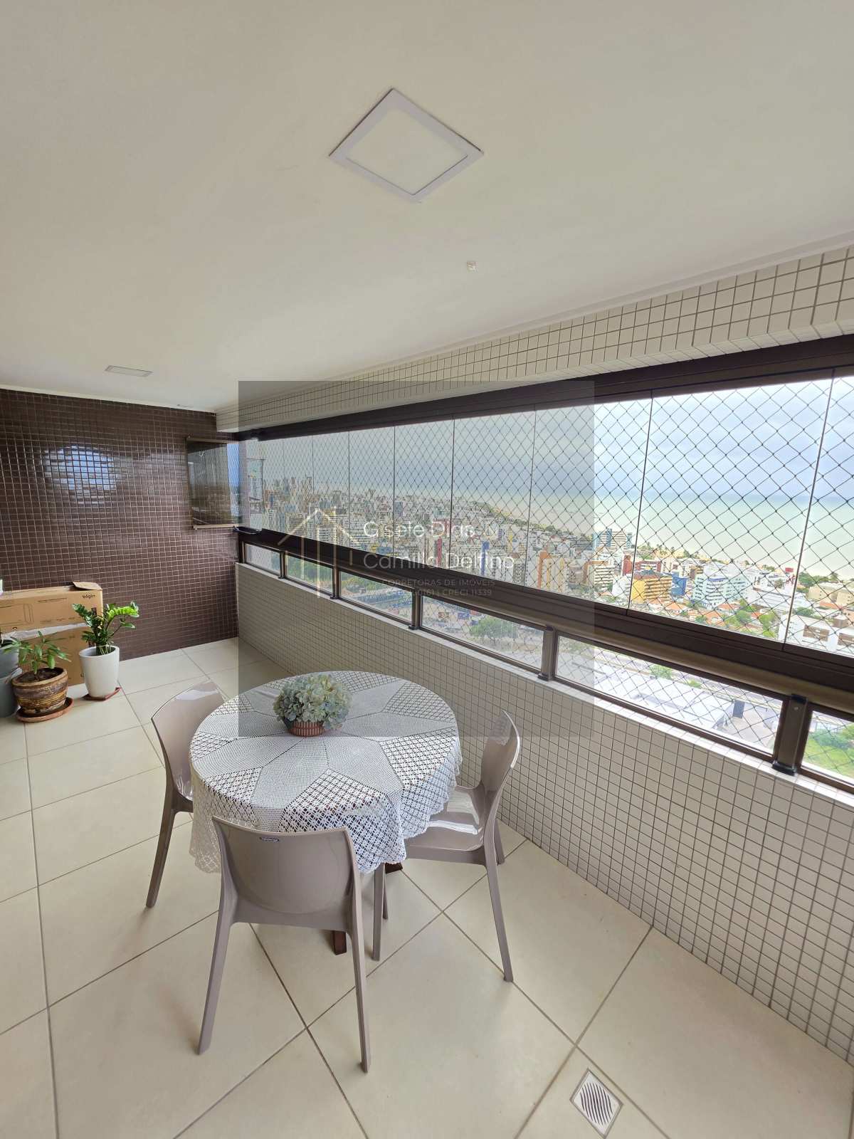  - Apto no Altiplano- Vista Mar Definitiva- 127m²- 03Qts s/ 02Sts+DCE- 02Vgs- Mobiliado!