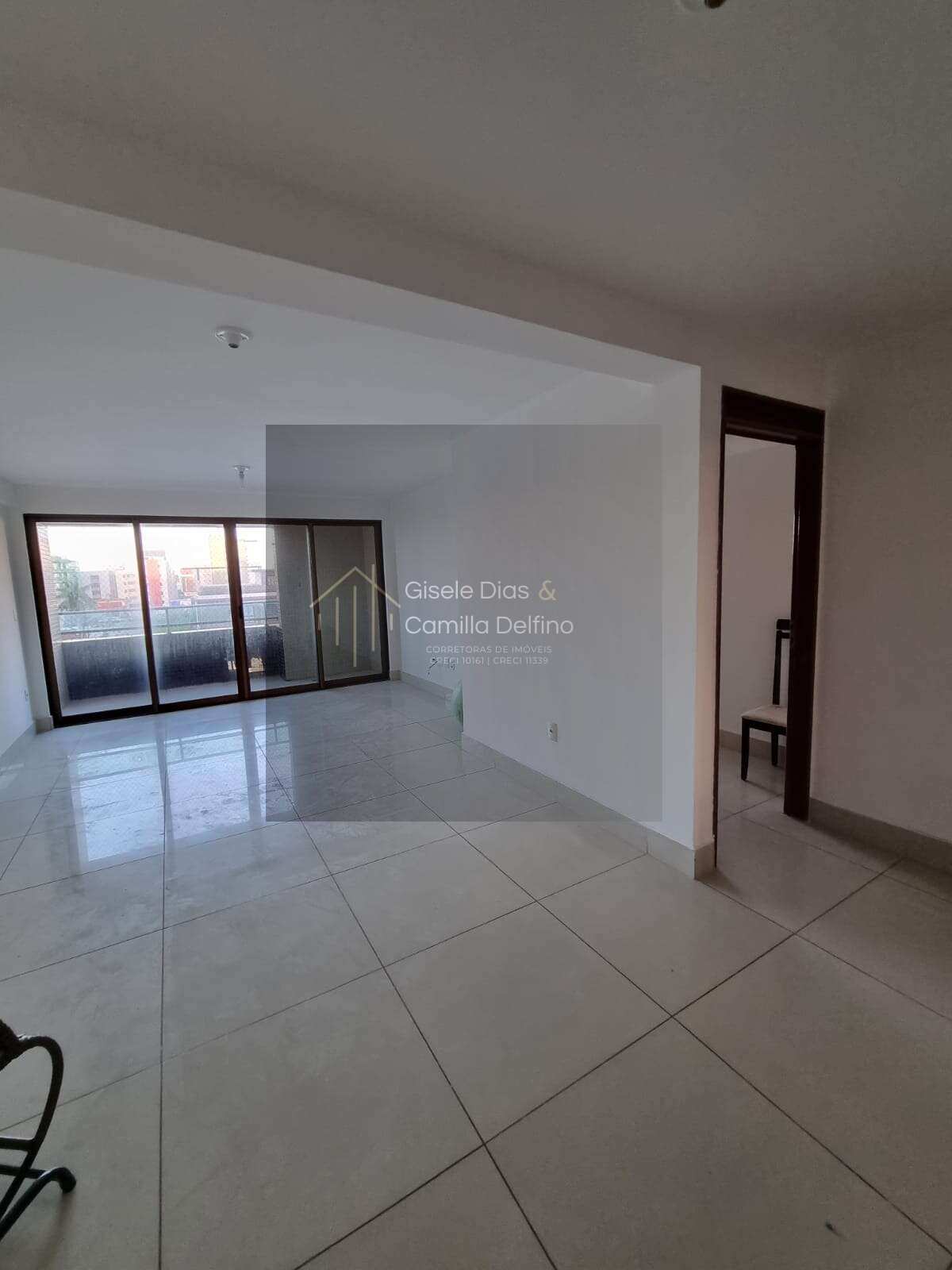  - Apto no Jd. Oceania- 200m da Praia- 129m²- 03Sts+DCE- 02Vgs- Nasc/sul