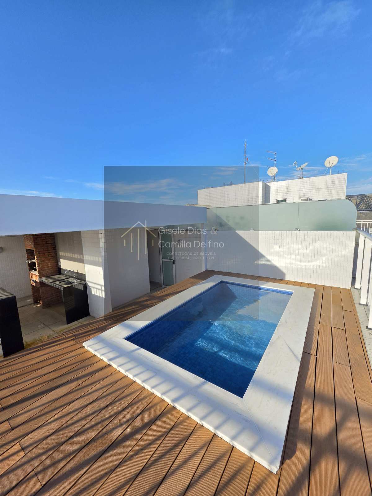Cobertura Duplex- 70m da Praia- Tambaú- 141m²- 02Qts s/ 01Ste- Portaria 24h - Corretoras no Litoral | Creci 1661J