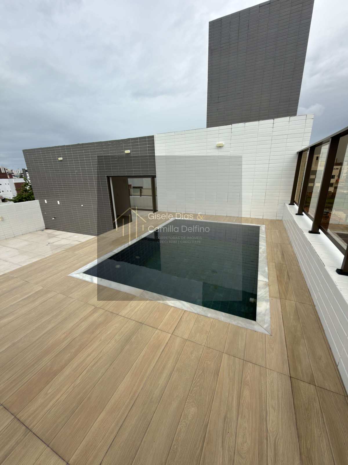 Cobertura Duplex com Piscina no Bessa- 148m²-03Qts s/ 01Ste- Piscina Privativa! - Corretoras no Litoral | Creci 1661J
