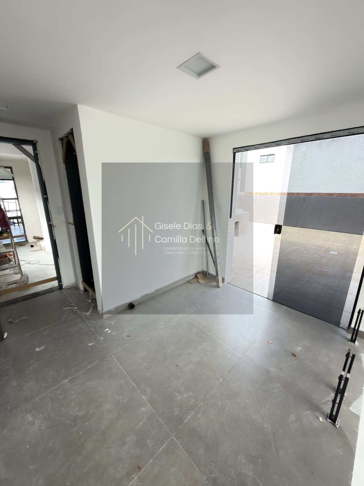  - Cobertura Duplex no Altiplano- 133m²- 03Qts s/ 02 Suítes- Com Hidromassagem
