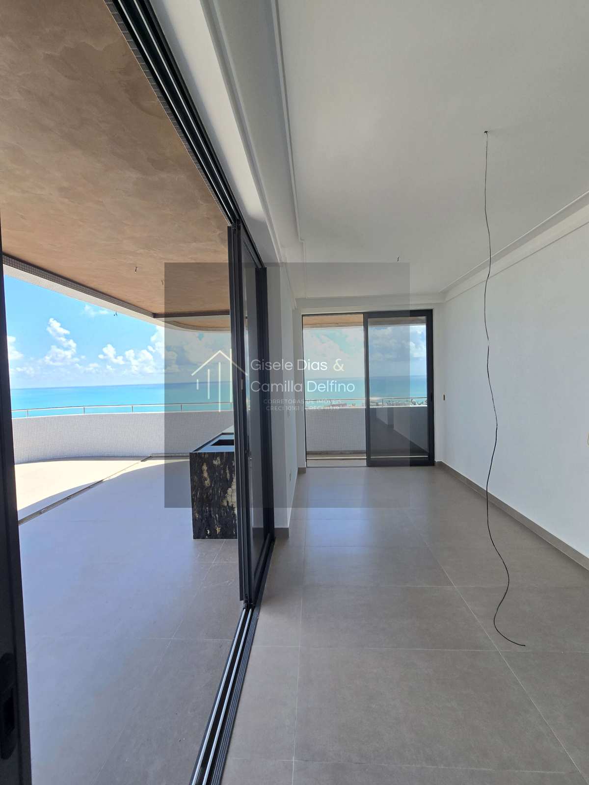 Cobertura à venda com 3 quartos, 210,88m² - Jardim Oceania,João Pessoa